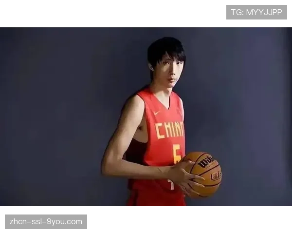 江苏队主教练易立与球队完成三年续约